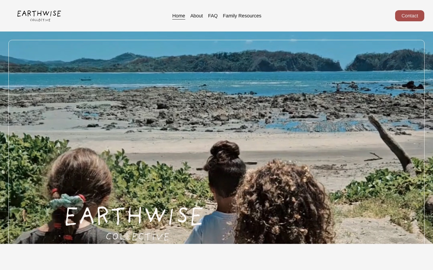 Earthwise Collective - un sitio bilingüe real que Pulpería Studio construyó para una micro-escuela en Sámara